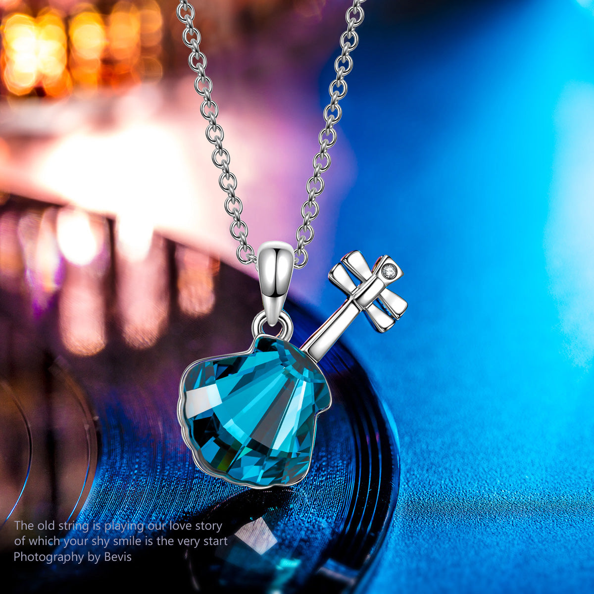 Blue Faceted Crystal Pendant Necklace